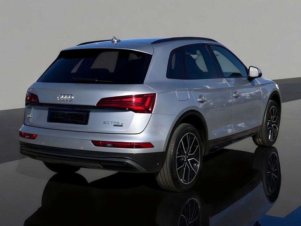 Audi Q5 50 TFSIe quattro (5)