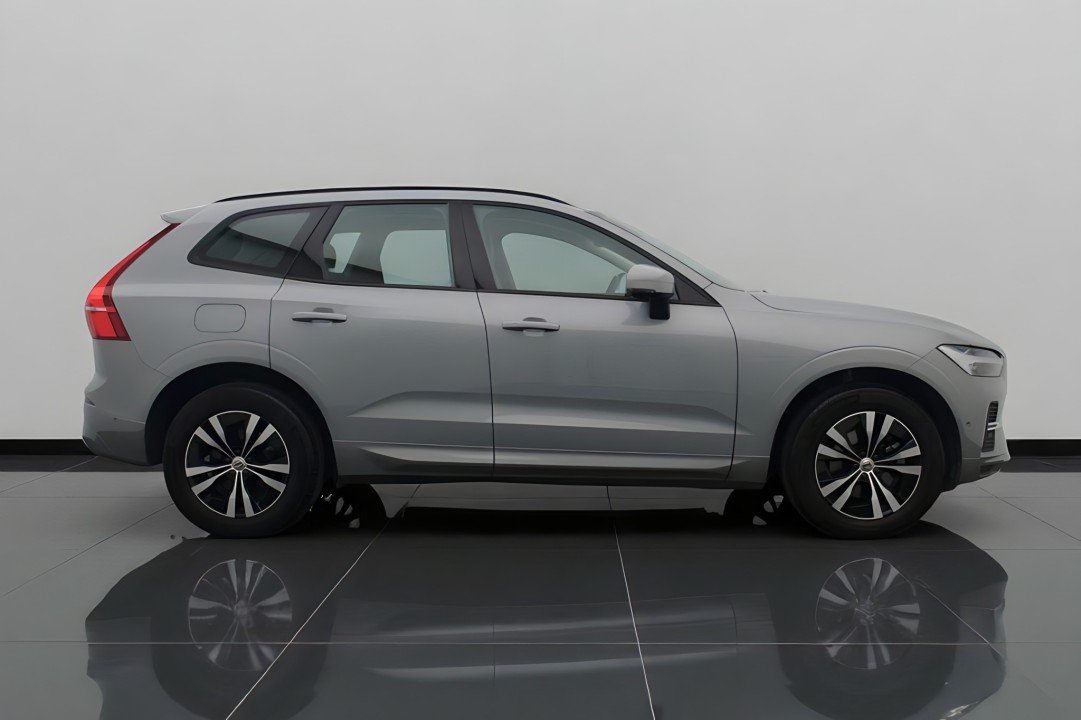 Volvo XC 60 B5 AWD Core (3)
