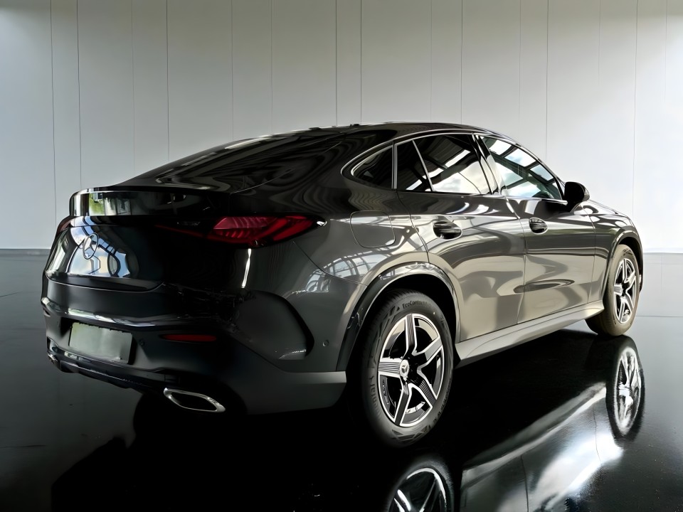 Mercedes-Benz GLC Coupe 200 4MATIC AMG Line (4)