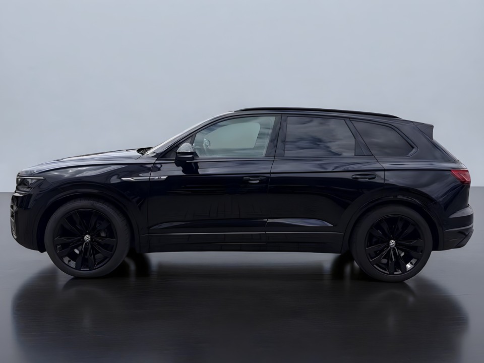 Volkswagen Touareg 3.0TDI R-Line (5)