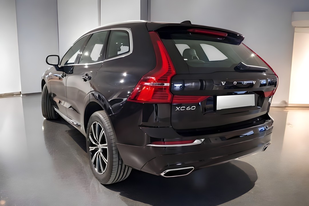 Volvo XC 60 T8 Recharge AWD Inscription (3)