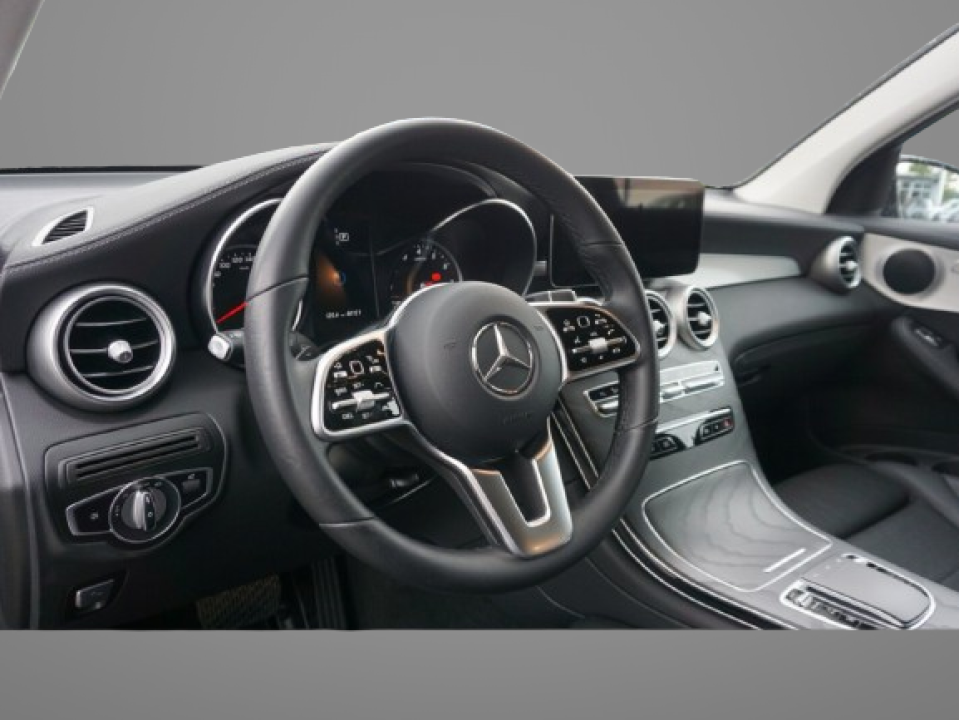 Mercedes-Benz GLC 300 e 4MATIC - foto 6