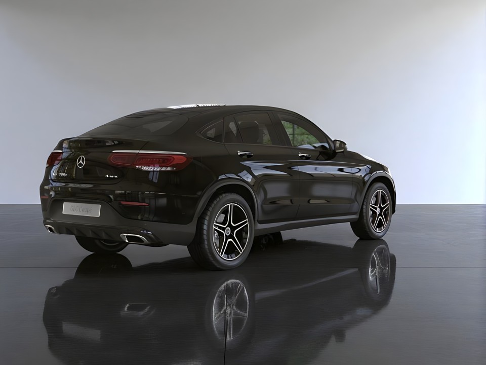 Mercedes-Benz GLC Coupe 300e 4MATIC AMG Line (2)