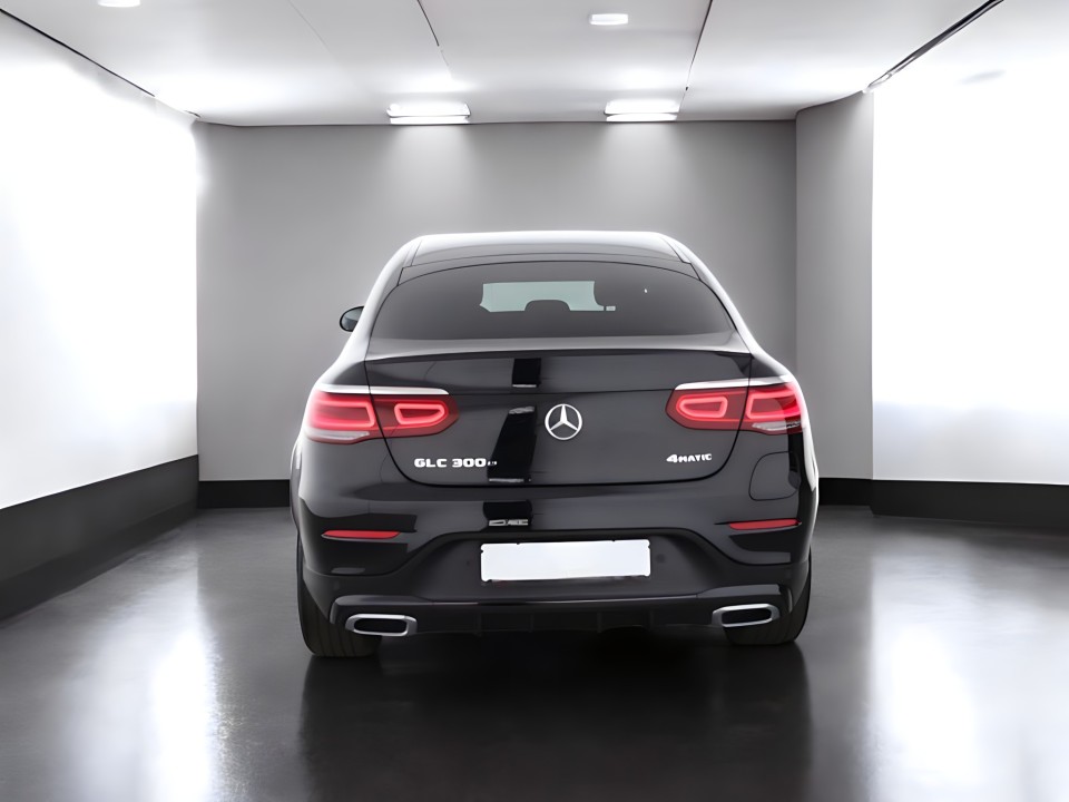 Mercedes-Benz GLC Coupe 300e 4MATIC (4)