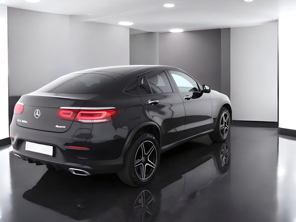 Mercedes-Benz GLC Coupe 300e 4MATIC (3)