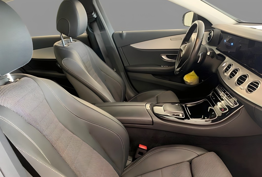 Mercedes-Benz E 220 Avantgarde (5)