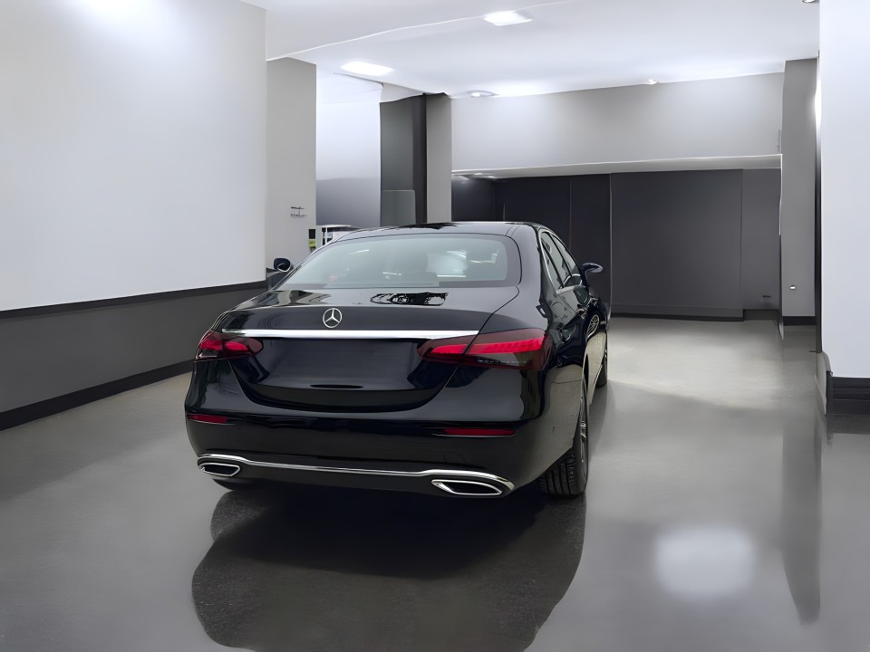 Mercedes-Benz E 220d 4Matic Avantgarde (3)