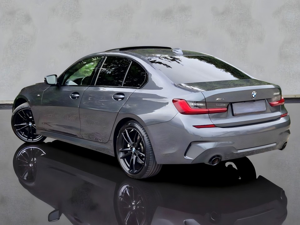 BMW Seria 3 330i xDrive M-Sport (5)