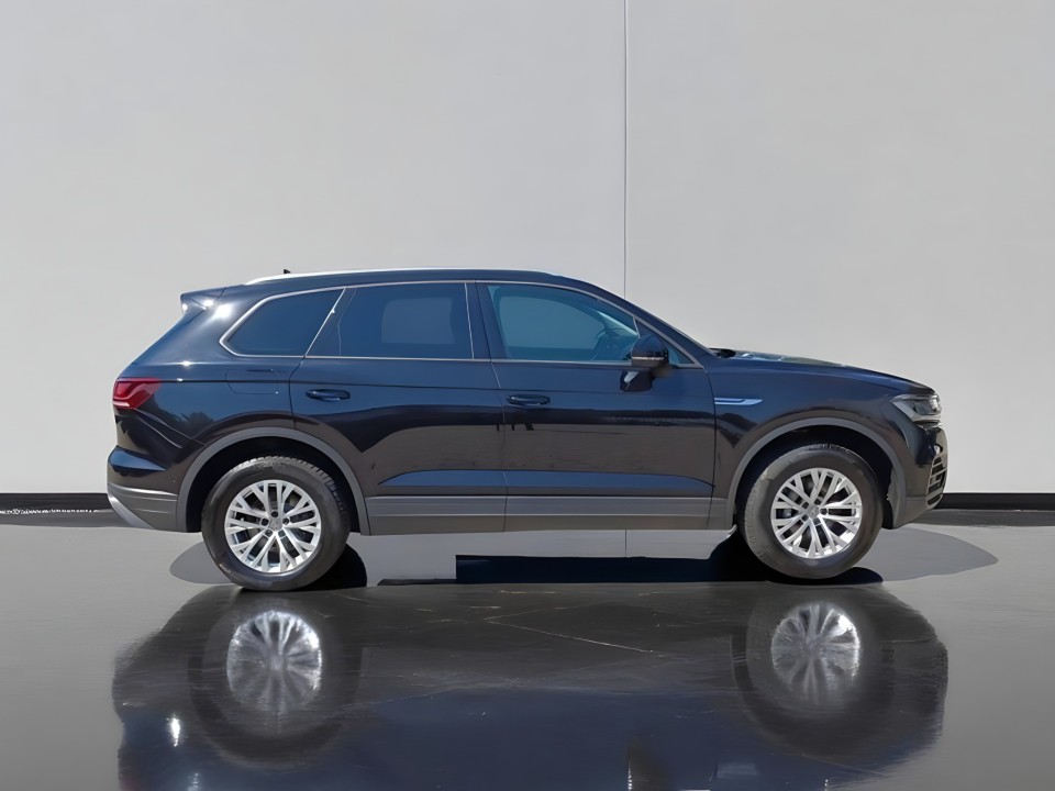 Volkswagen Touareg 3.0 V6 TDI 4MOTION (3)