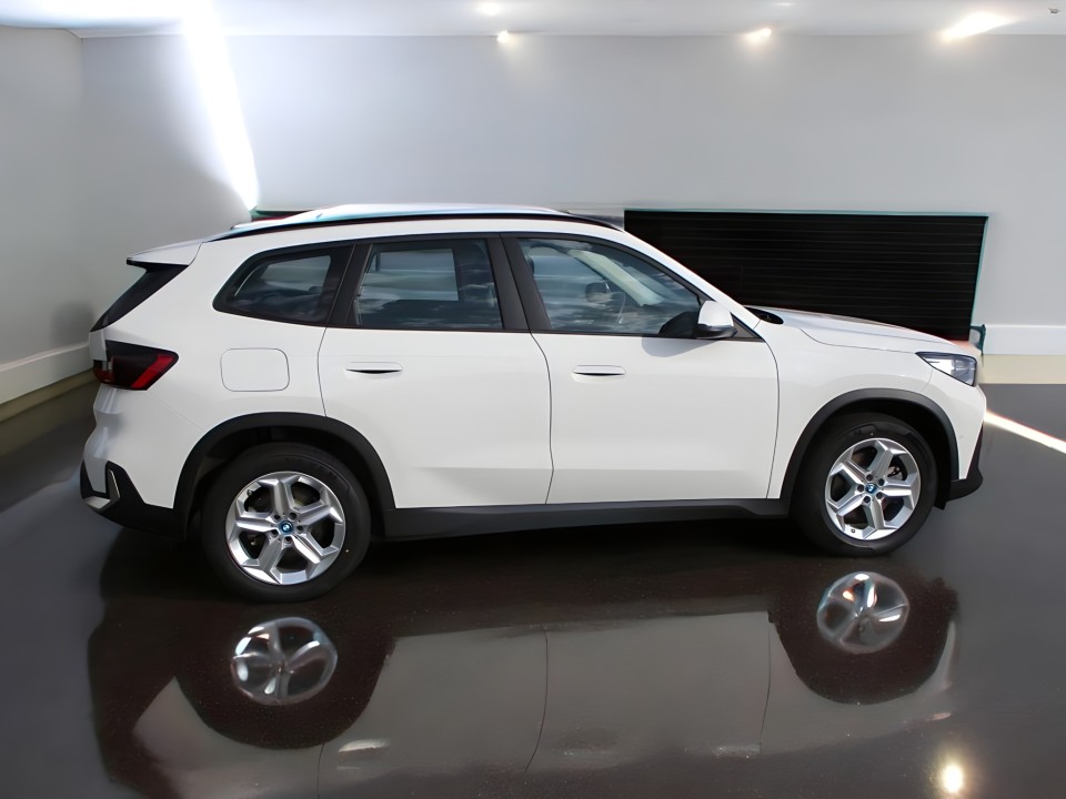 BMW X1 25e xDrive (3)