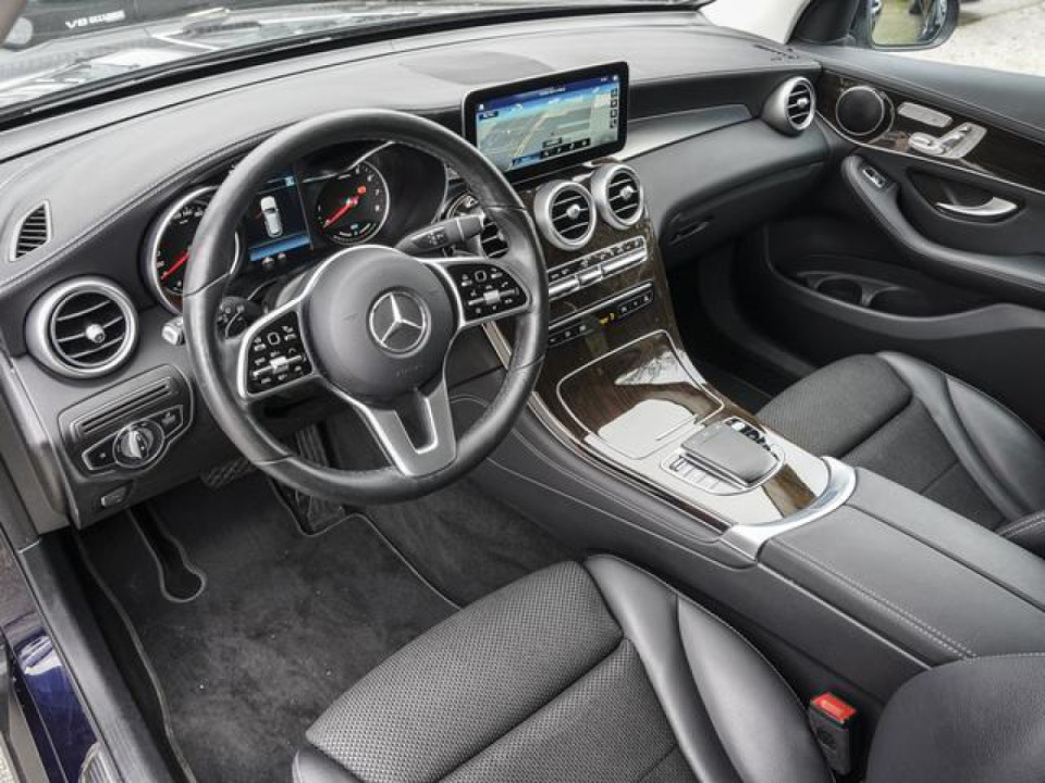 Mercedes-Benz GLC 300 e 4Matic - foto 7