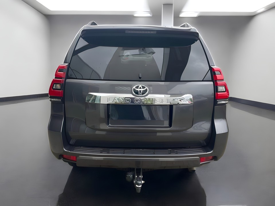 Toyota Land Cruiser (4)