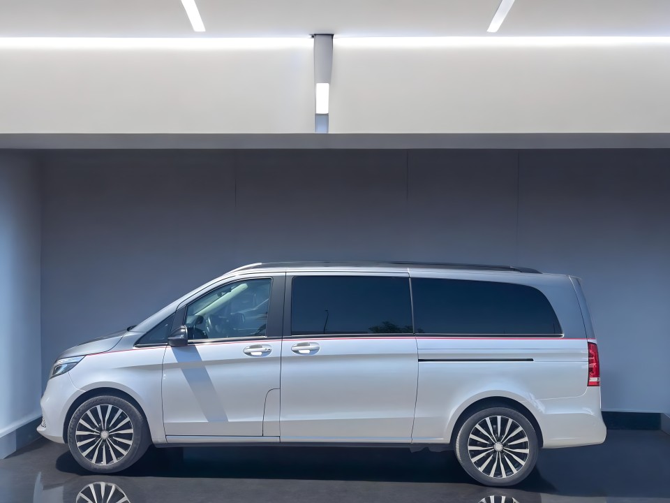 Mercedes-Benz V 250d (3)