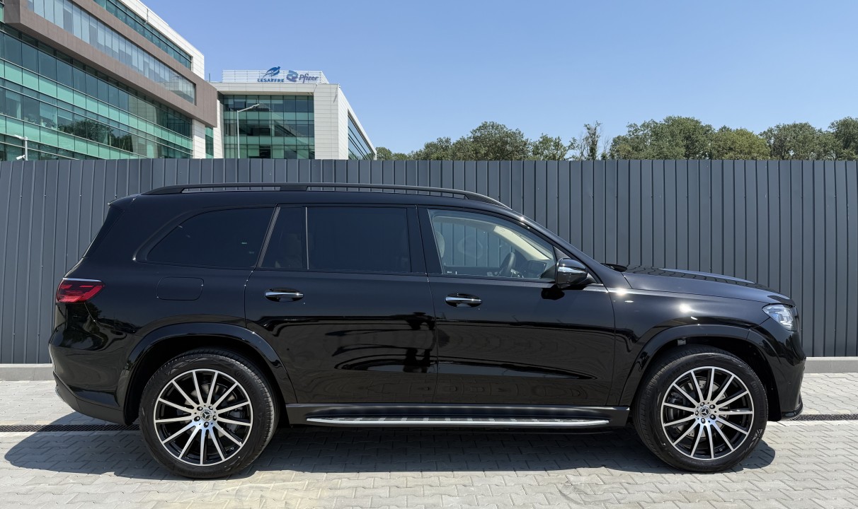 Mercedes-Benz GLS 580 4MATIC (2)