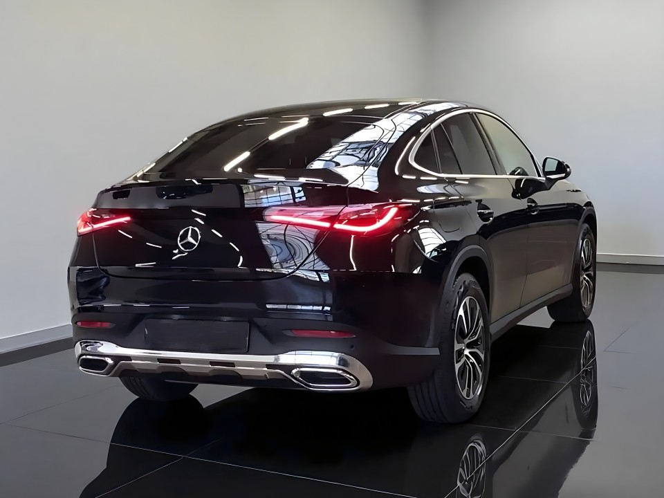 Mercedes-Benz GLC Coupe 200 4MATIC Avantgarde (2)