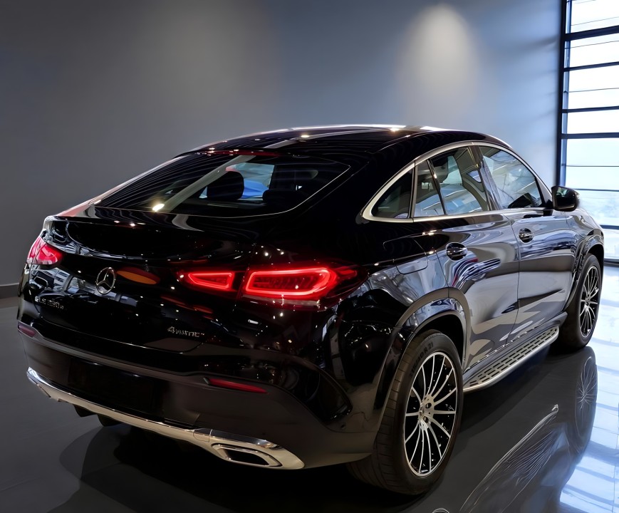 Mercedes-Benz GLE Coupe 350e 4MATIC AMG Line (2)
