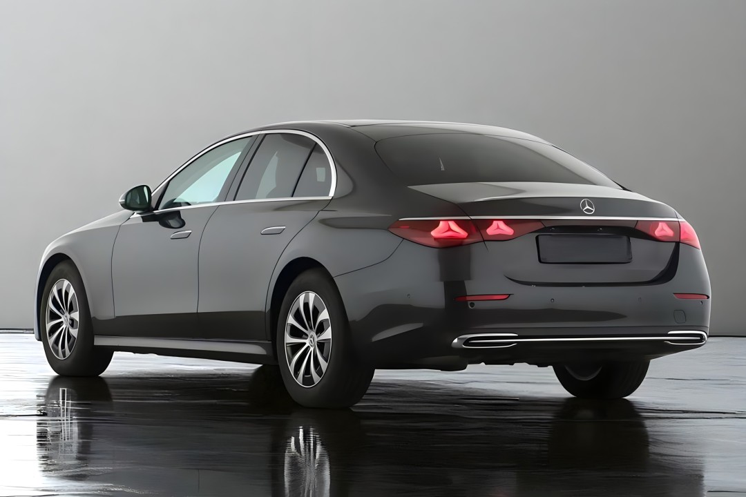 Mercedes-Benz E 220d Avantgarde (5)