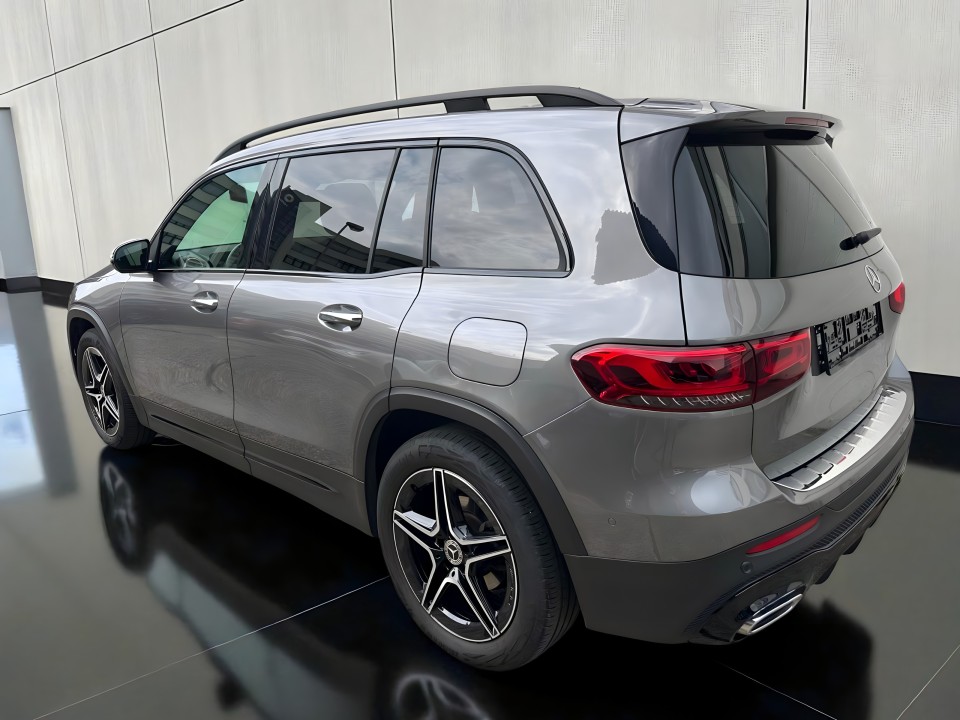 Mercedes-Benz GLB 180d (5)