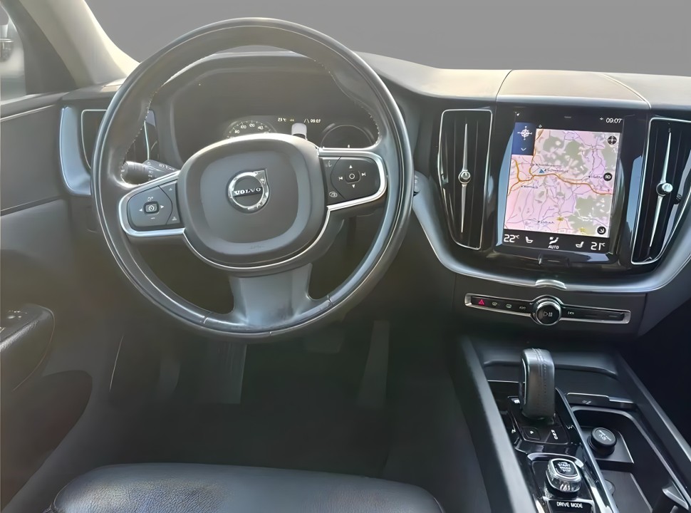 Volvo XC 60 T8 R-Design Expression (5)