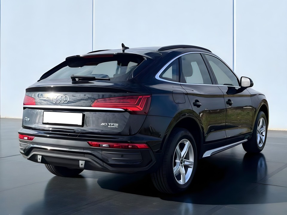 Audi Q5 Sportback 40TFSI Quattro S-tronic (2)