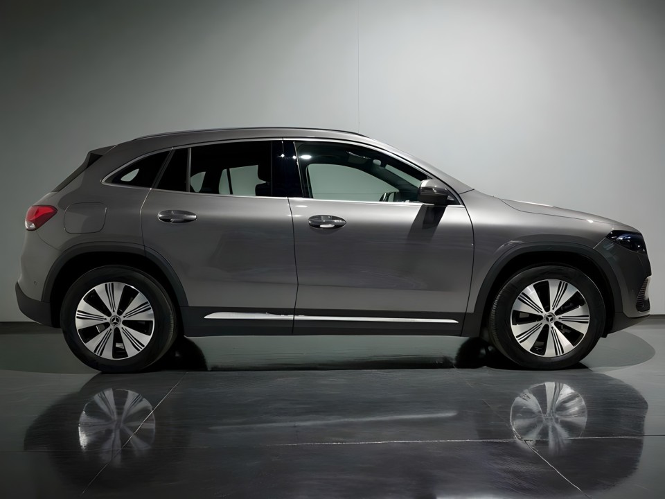 Mercedes-Benz EQA 250 Sport Plus (3)