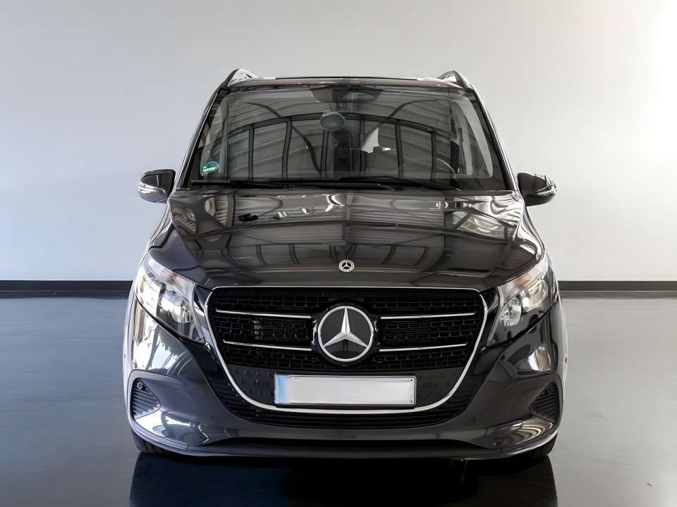 Mercedes-Benz V 220d (2)