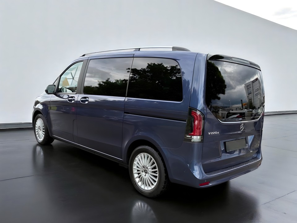 Mercedes-Benz V 220d (4)