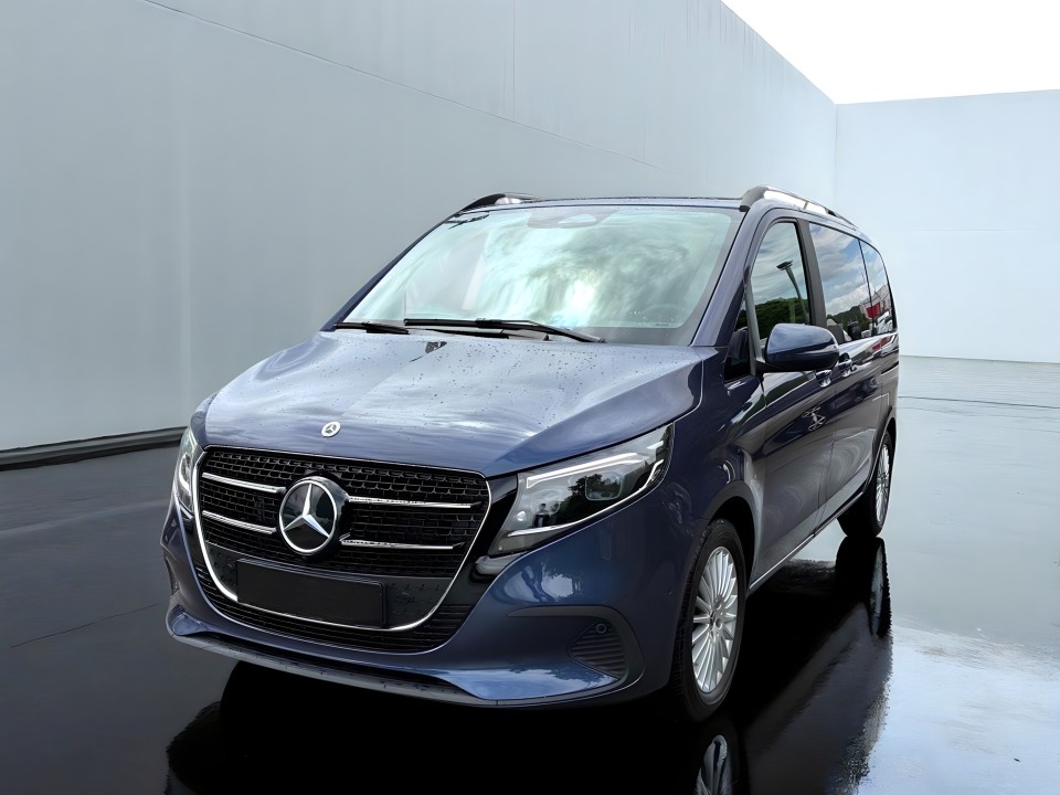 Mercedes-Benz V 220d (5)