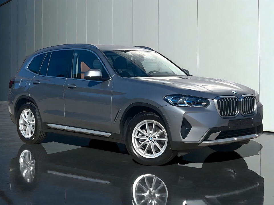 BMW X3 xDrive20i (2)