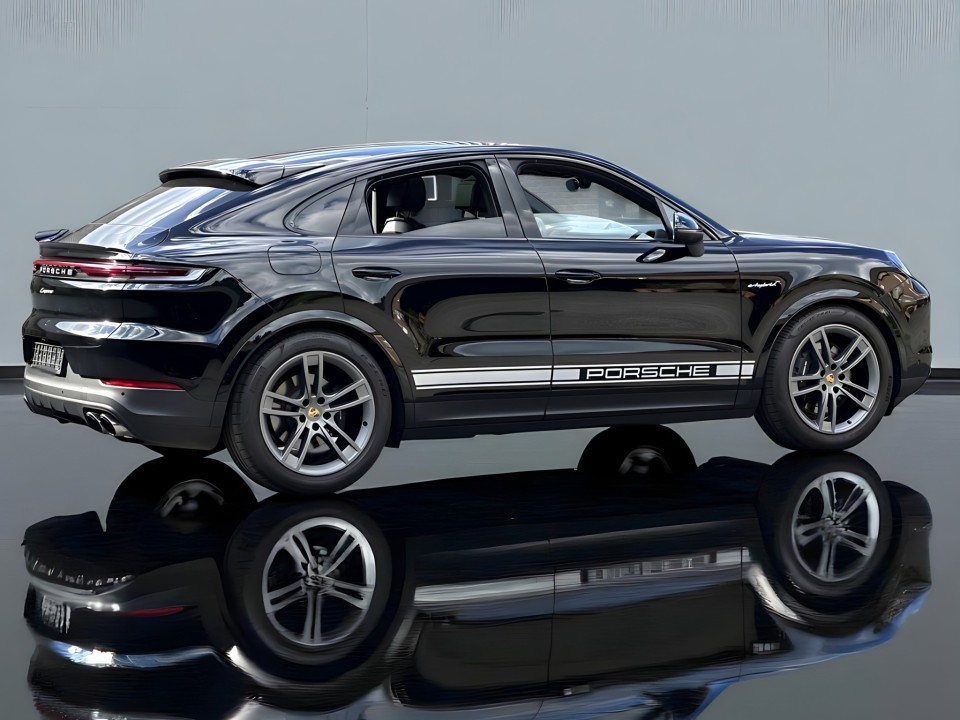 Porsche Cayenne Coupe E-Hybrid (3)