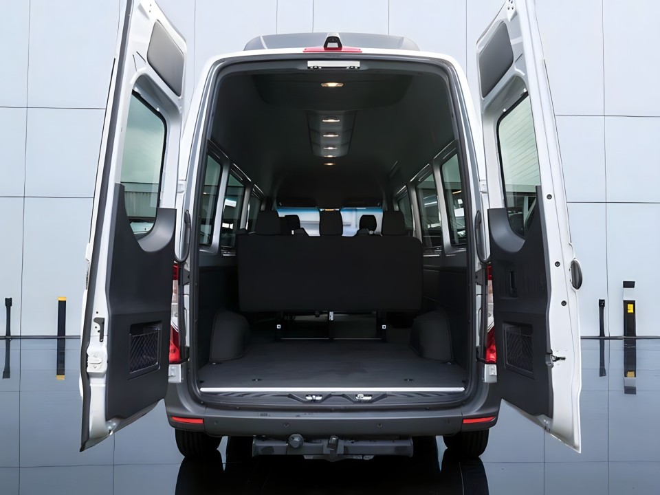 Mercedes-Benz Sprinter Tourer 317CDI L3H2 (4)