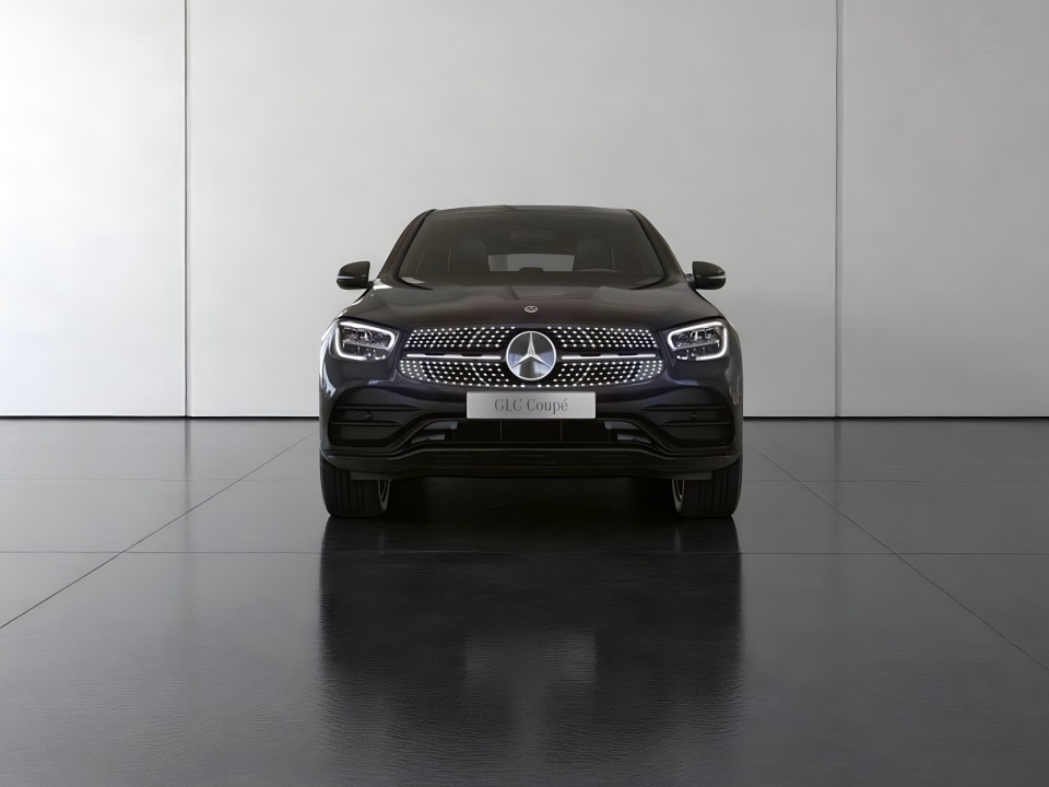 Mercedes-Benz GLC Coupe 300e 4MATIC AMG Line (2)