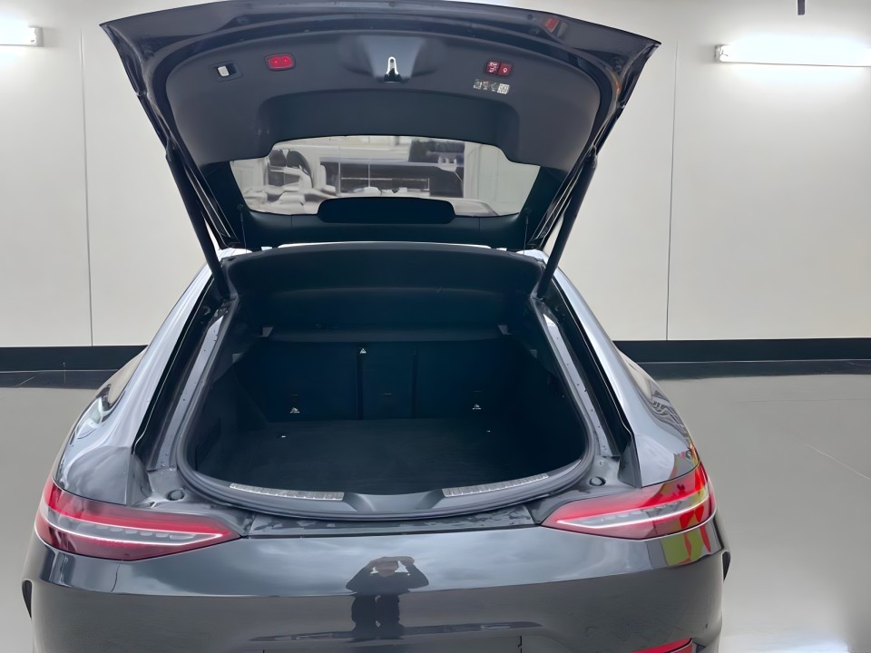 Mercedes-Benz AMG GT 4 53 4MATIC+ - foto 16