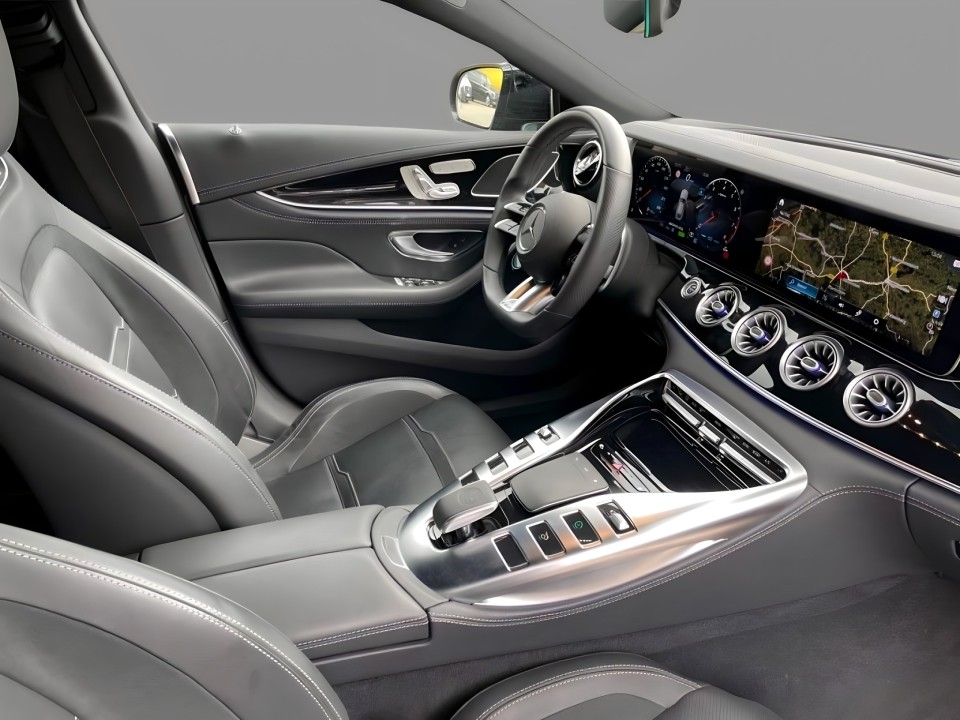 Mercedes-Benz AMG GT 4 53 4MATIC+ - foto 7