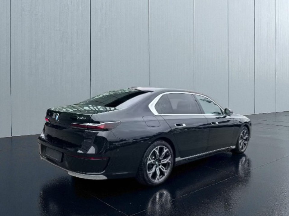 BMW Seria 7 740d xDrive (5)