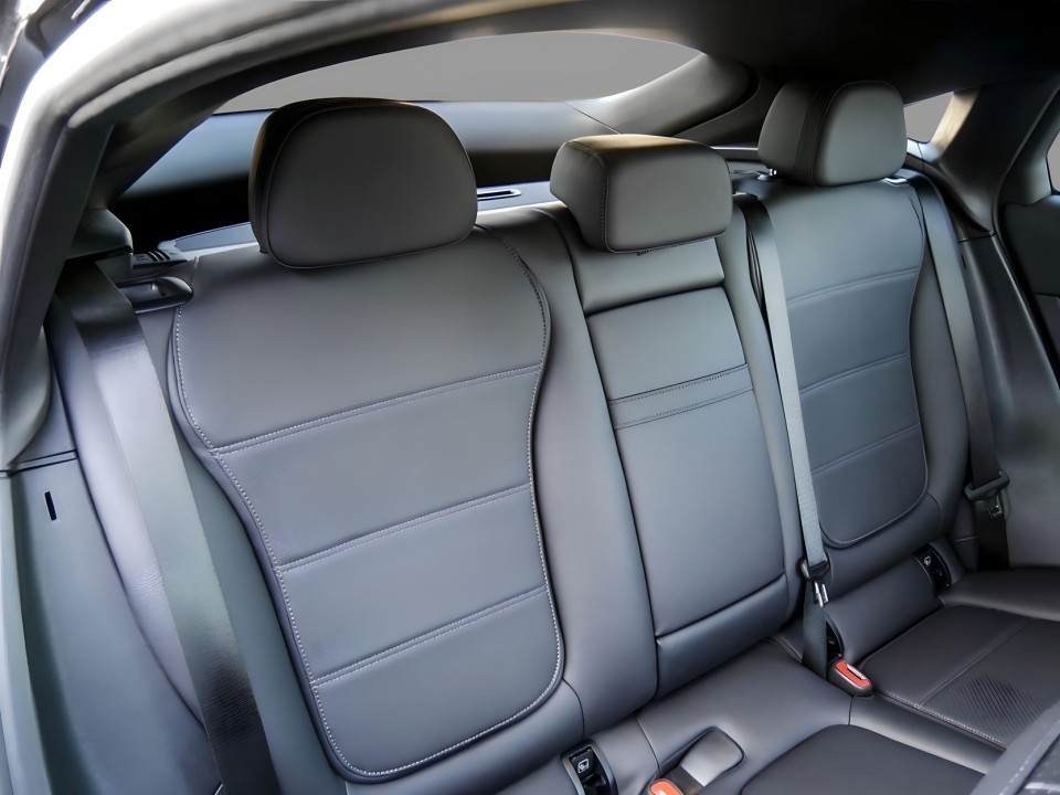 Mercedes-Benz GLC Coupe 200 4MATIC Avantgarde (4)