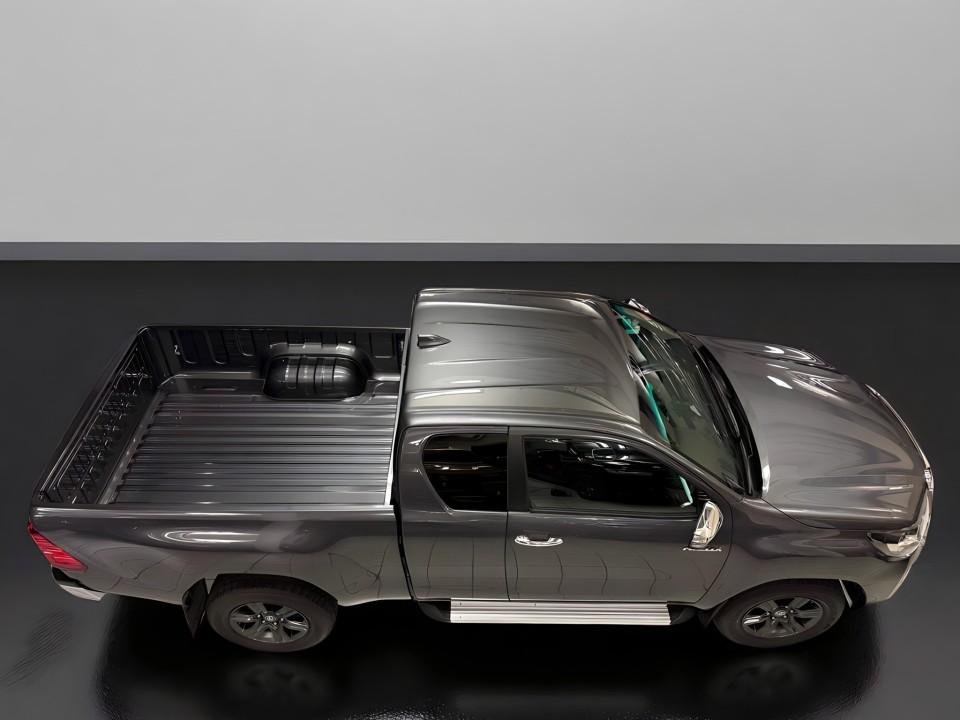 Toyota Hilux ExtraCab 2.4D AT Comfort (5)