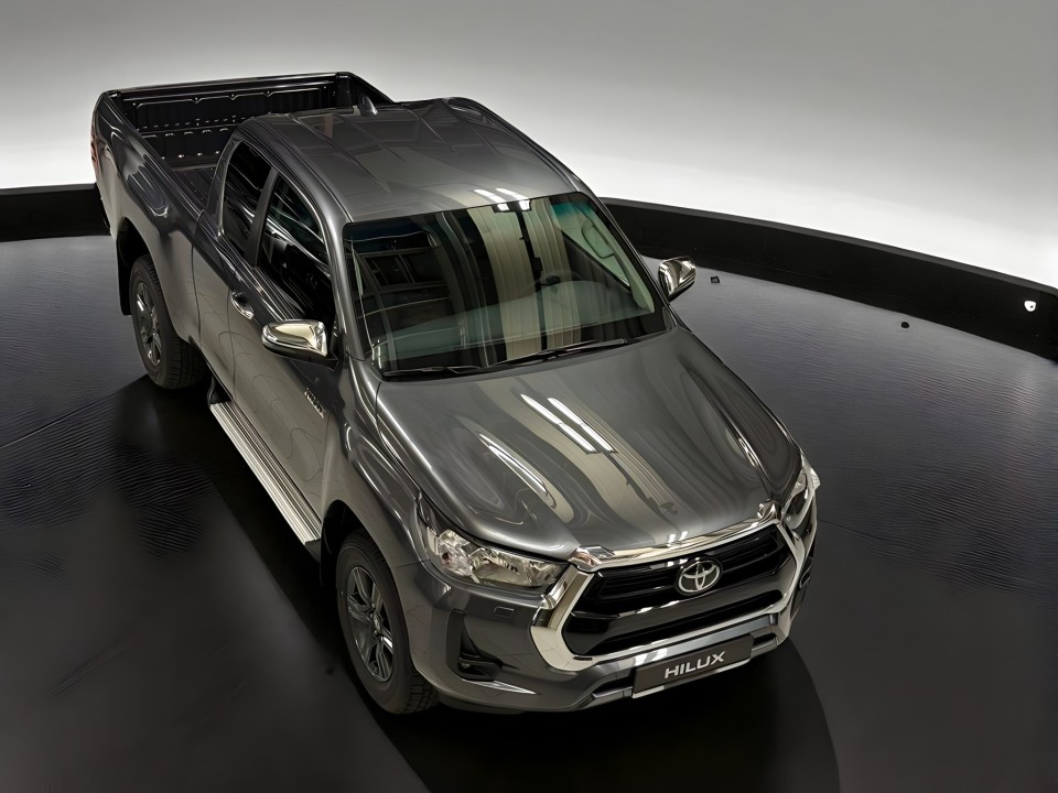 Toyota Hilux ExtraCab 2.4D AT Comfort (4)