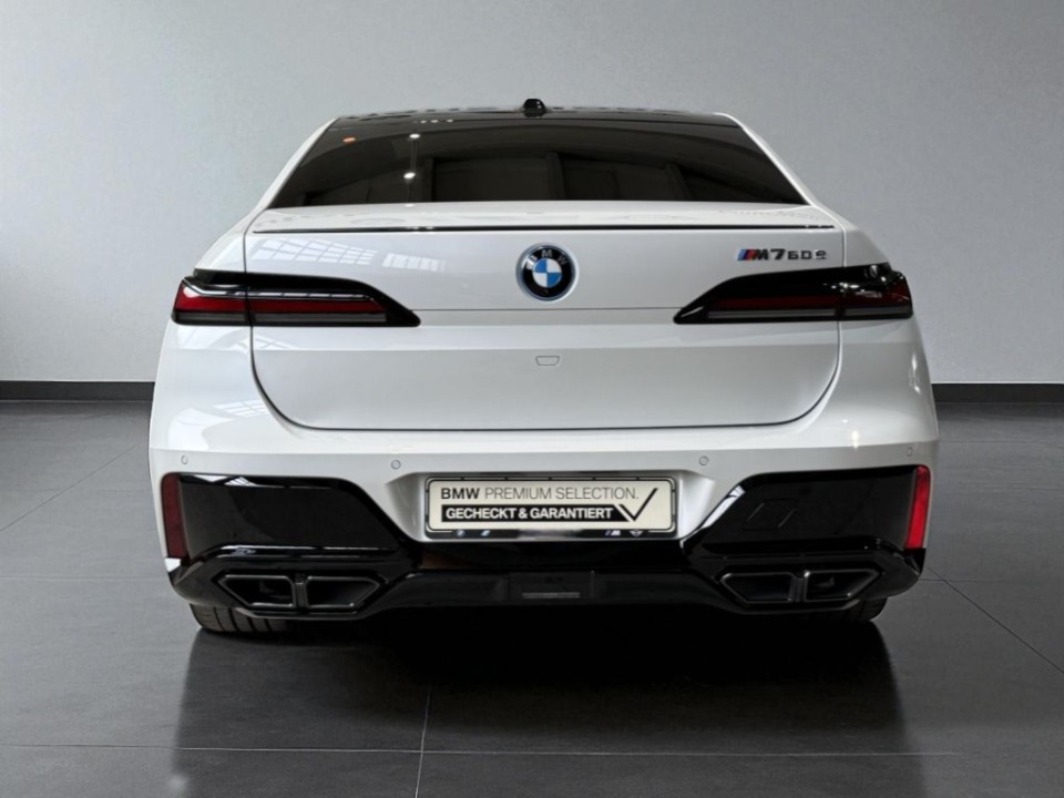 BMW Seria 7 M760e xDrive (5)