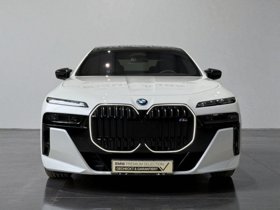 BMW Seria 7 M760e xDrive (2)