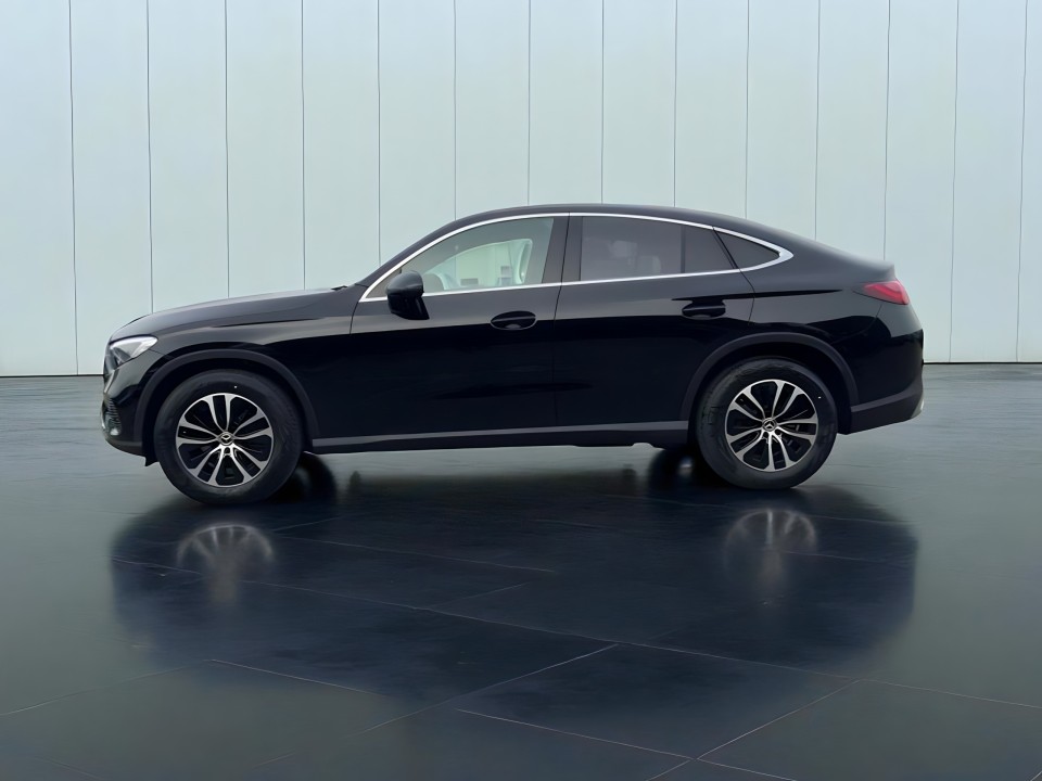 Mercedes-Benz GLC Coupe 200 4MATIC Avantgarde (2)