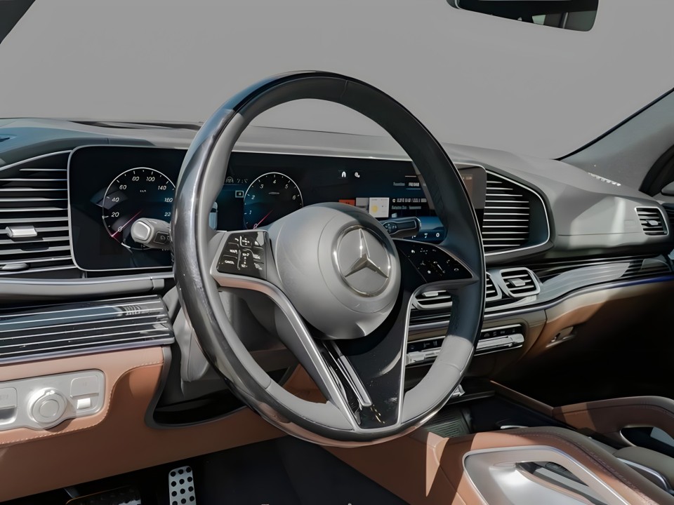 Mercedes-Benz GLS 450 4MATIC AMG Line (5)