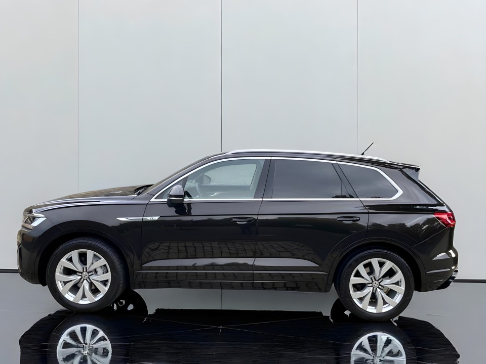 Volkswagen Touareg V6 TDI R-Line (5)