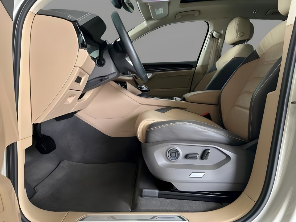 Volkswagen Touareg 4MOTION Atmosphere (4)
