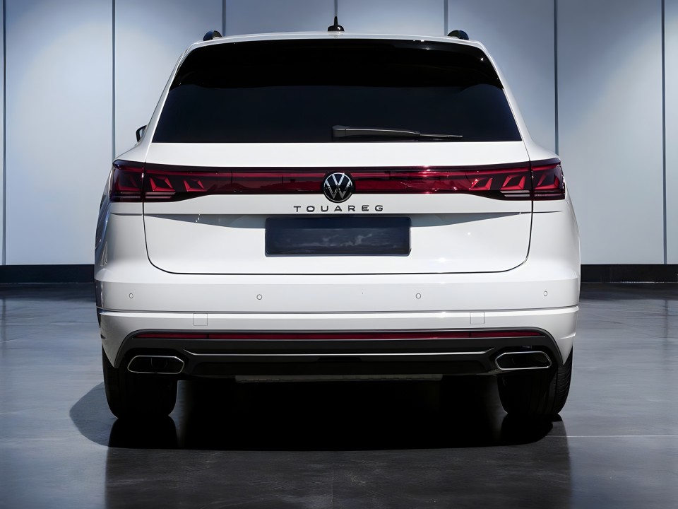 Volkswagen Touareg Elegance TDI 4Motion DSG (4)