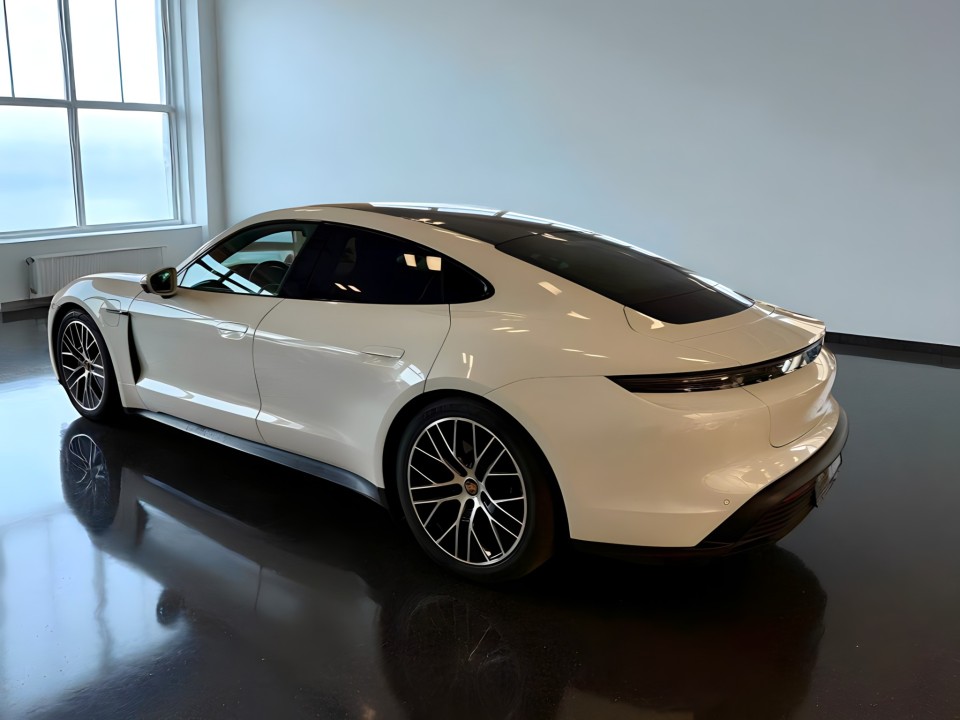 Porsche Taycan Performance (4)