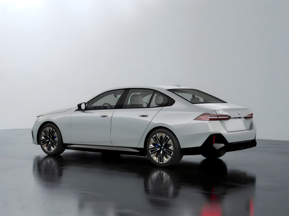 BMW i5 M60 xDrive (5)