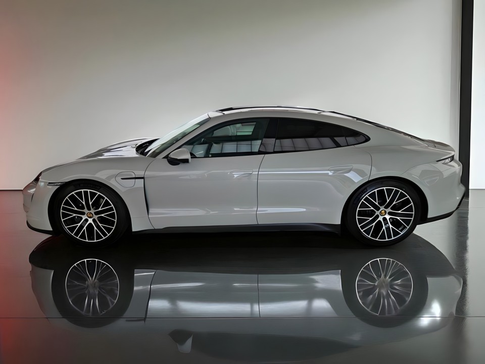 Porsche Taycan Performance (3)