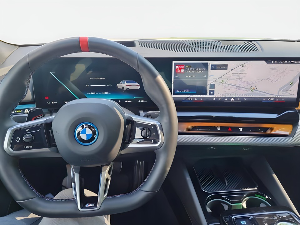 BMW i5 M60 xDrive (5)
