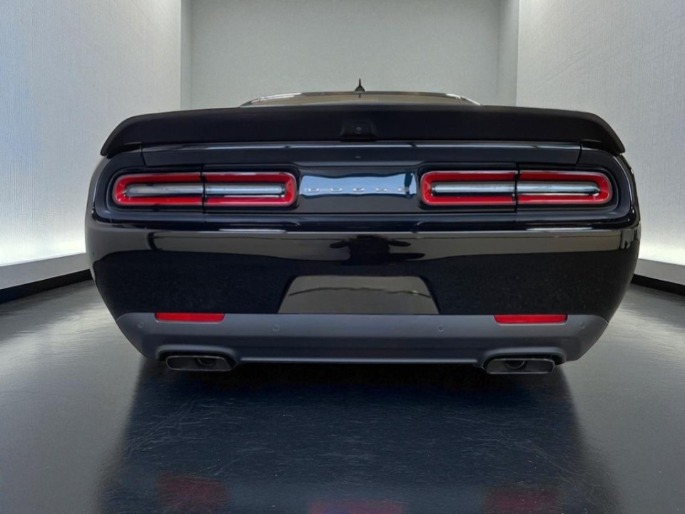 Dodge Challenger SRT Hellcat (5)